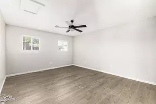 1718 S Marilyn Ann Dr, Tempe, AZ 85281 - Photo 29