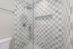 3615 E Clarendon Ave, Phoenix, AZ 85018 - Photo 37