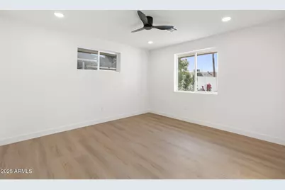 3615 E Clarendon Avenue, Phoenix, AZ 85018 - Photo 31