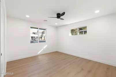 3615 E Clarendon Avenue, Phoenix, AZ 85018 - Photo 29