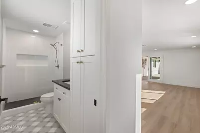 3615 E Clarendon Avenue, Phoenix, AZ 85018 - Photo 27