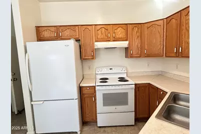 3809 W Oregon Avenue, Phoenix, AZ 85019 - Photo 5