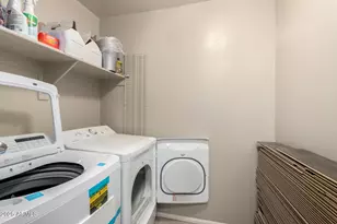 7771 W Palm Ln, Phoenix, AZ 85035 - Photo 27