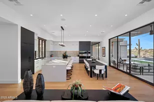 12864 E Harper Dr, Scottsdale, AZ 85255 - Photo 15