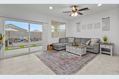 3147 W Shanley Avenue, Apache Junction, AZ 85120 - Photo 3