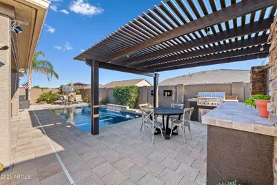 19001 W Desert Mirage Drive, Surprise, AZ 85388 - Photo 7