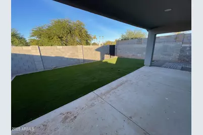 82 W Brooks Street, Gilbert, AZ 85233 - Photo 21