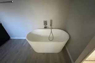 82 W Brooks St, Gilbert, AZ 85233 - Photo 9