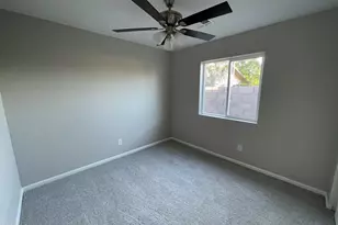 82 W Brooks St, Gilbert, AZ 85233 - Photo 17