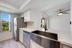 7510 E Thomas Rd, Scottsdale, AZ 85251 - Photo 9