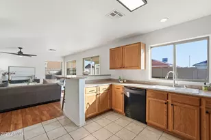 8667 N 110th Ln, Peoria, AZ 85345 - Photo 11