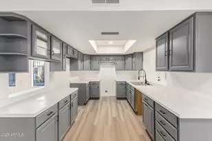 16275 N 30th Dr, Phoenix, AZ 85053 - Photo 19