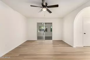 16275 N 30th Dr, Phoenix, AZ 85053 - Photo 21