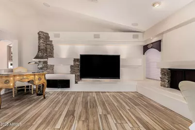 15531 W Piccadilly Road, Goodyear, AZ 85395 - Photo 17