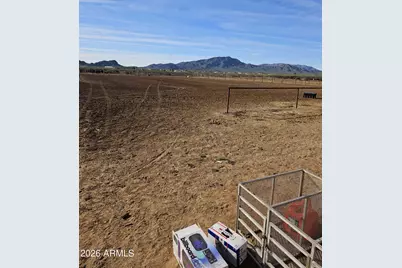 51252 W Buffalo Dog Road #-, Aguila, AZ 85320 - Photo 23