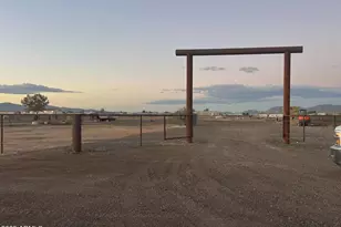51252 W Buffalo Dog Rd, Aguila, AZ 85320 - Photo 1