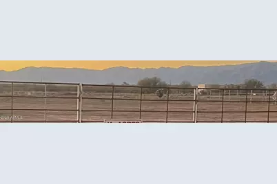 51252 W Buffalo Dog Road #-, Aguila, AZ 85320 - Photo 9