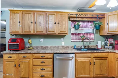 7902 W Randolph Road, Casa Grande, AZ 85194 - Photo 13