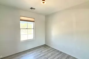 1103 E Grove St, Phoenix, AZ 85040 - Photo 13