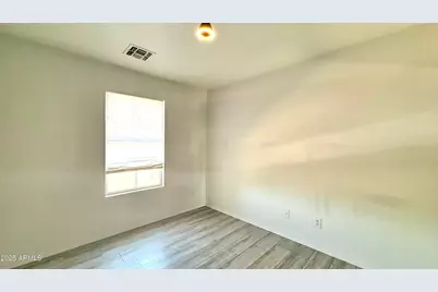 1103 E Grove Street, Phoenix, AZ 85040 - Photo 15