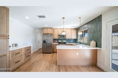 4981 W Michelle Drive, Glendale, AZ 85308 - Photo 9