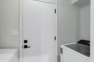 945 N Pasadena St, Mesa, AZ 85201 - Photo 9