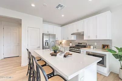 624 N Vine Street, Chandler, AZ 85225 - Photo 9