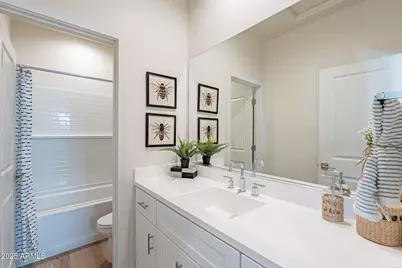 624 N Vine Street, Chandler, AZ 85225 - Photo 37