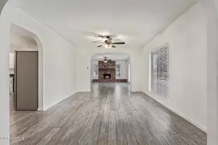 5401 E Exeter Blvd, Phoenix, AZ 85018 - Photo 11