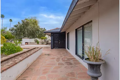 5401 E Exeter Boulevard, Phoenix, AZ 85018 - Photo 5