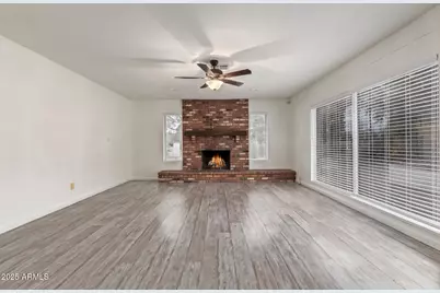 5401 E Exeter Boulevard, Phoenix, AZ 85018 - Photo 13