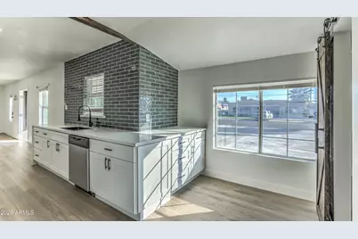 140 E Buena Vista Avenue, Goodyear, AZ 85338 - Photo 5