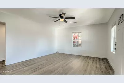 140 E Buena Vista Avenue, Goodyear, AZ 85338 - Photo 29