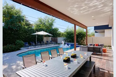 3229 E Campbell Avenue, Phoenix, AZ 85018 - Photo 1
