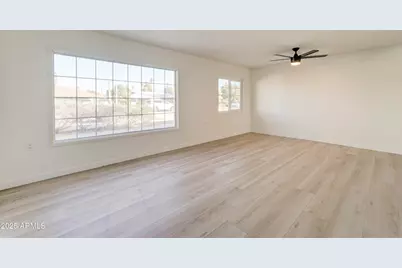 2039 W Northview Avenue, Phoenix, AZ 85021 - Photo 7