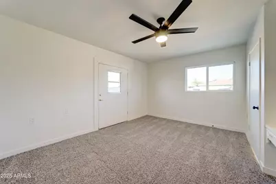 2039 W Northview Avenue, Phoenix, AZ 85021 - Photo 15