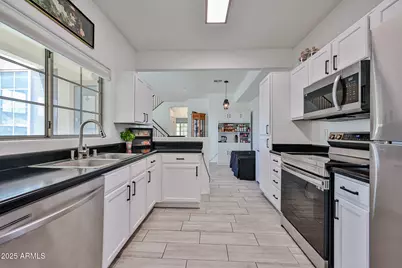 2801 N Litchfield Road #37, Goodyear, AZ 85395 - Photo 13