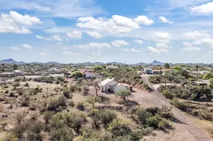 1847 Vista Dr, Wickenburg, AZ 85390 - Photo 25