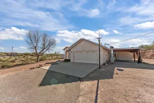 1847 Vista Dr, Wickenburg, AZ 85390 - Photo 23