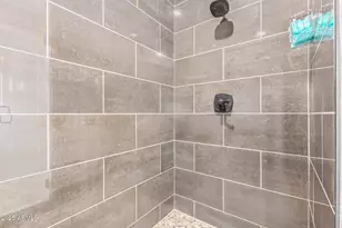 5250 E Deer Valley Dr, Phoenix, AZ 85054 - Photo 17