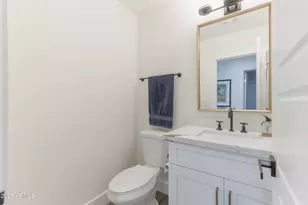 2511 E Earll Dr, Phoenix, AZ 85016 - Photo 15