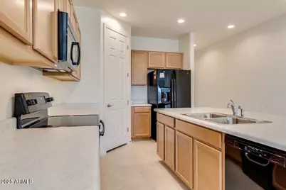 17593 W Desert Bloom Street, Goodyear, AZ 85338 - Photo 1