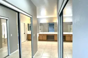 1608 W Amberwood Dr, Phoenix, AZ 85045 - Photo 7