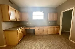 1608 W Amberwood Dr, Phoenix, AZ 85045 - Photo 11