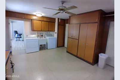 11052 W Meade Drive, Sun City, AZ 85351 - Photo 23