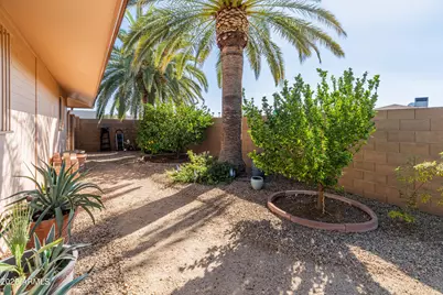 11052 W Meade Drive, Sun City, AZ 85351 - Photo 43
