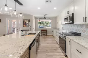 11052 W Meade Dr, Sun City, AZ 85351 - Photo 17