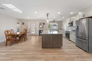 11052 W Meade Dr, Sun City, AZ 85351 - Photo 19