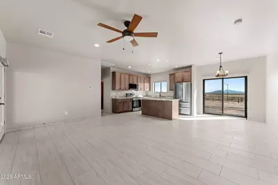 48800 W Long Rifle Road, Aguila, AZ 85320 - Photo 19
