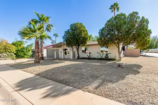 3401 E Shaw Butte Dr, Phoenix, AZ 85028 - Photo 35